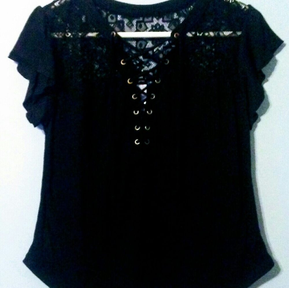 No Boundaries Black blouse
